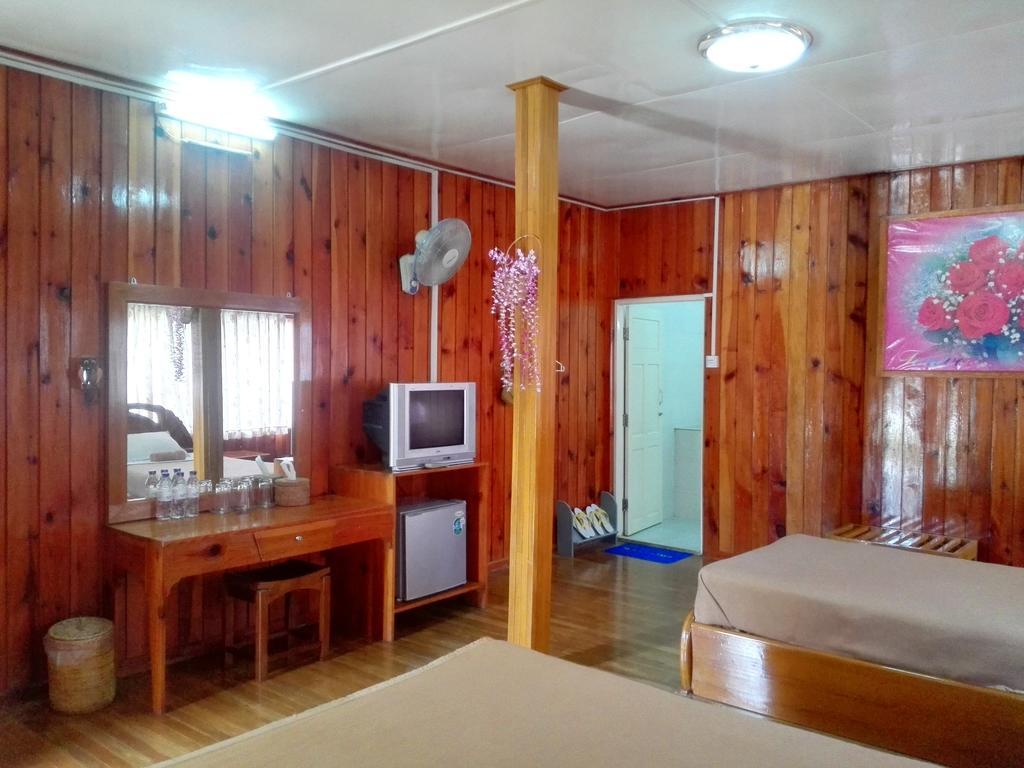 Bright Hotel Nyaung Shwe Ngoại thất bức ảnh