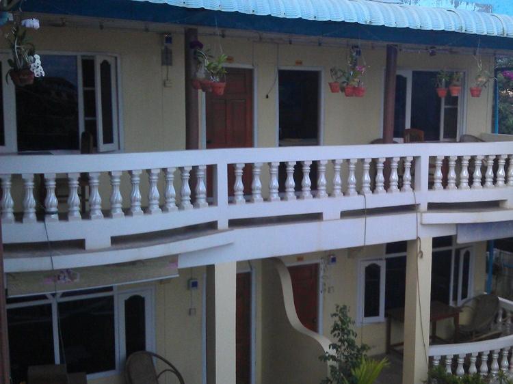 Bright Hotel Nyaung Shwe Ngoại thất bức ảnh